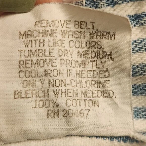 VTG 80s Chic High Rise Pinstriped Cotton Denim Shorts | 24" Waist - Picture 9 of 9